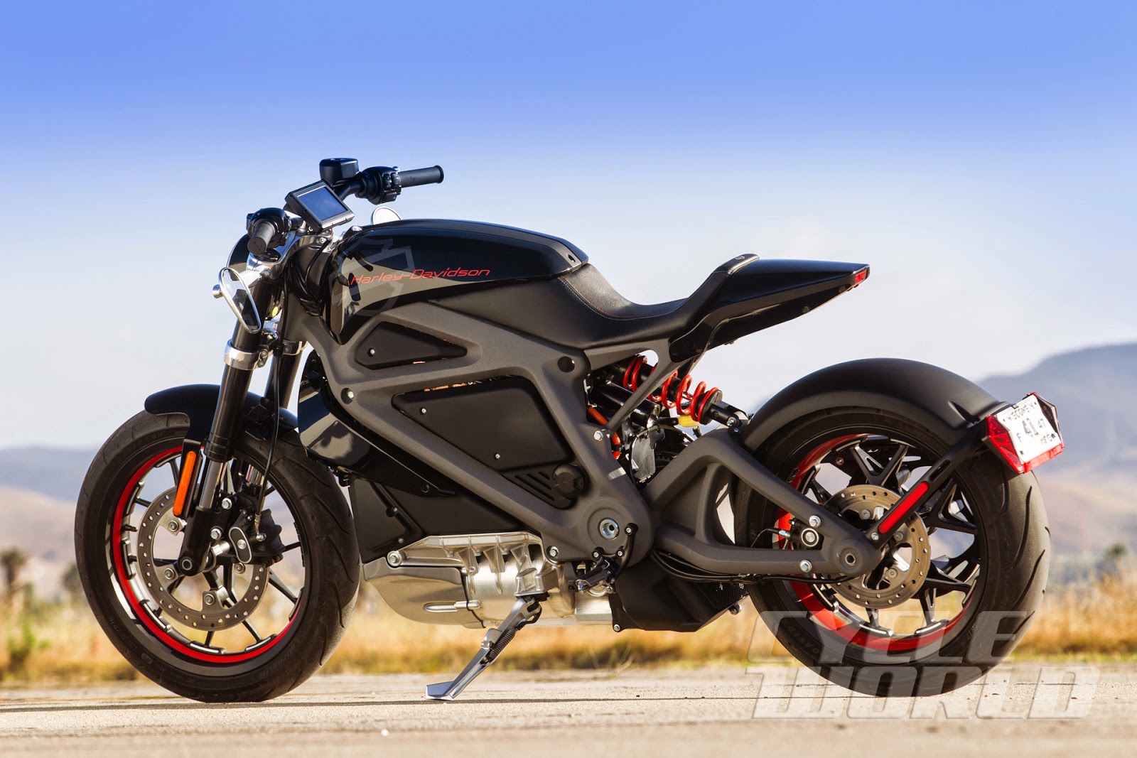 Harley-Davidson-LiveWire-static-2