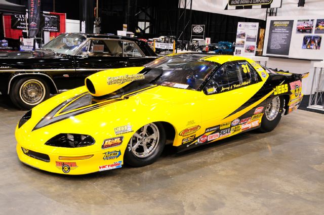 2015-piston-powered-autorama-1997-pro-mod-camaro