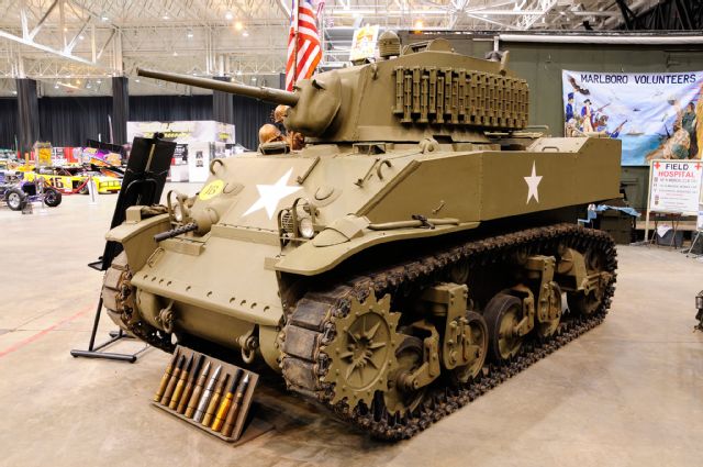 2015-piston-powered-autorama-m5a1-stuart-light-tank